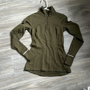 Lululemon 1/2 zip fleece running shirt